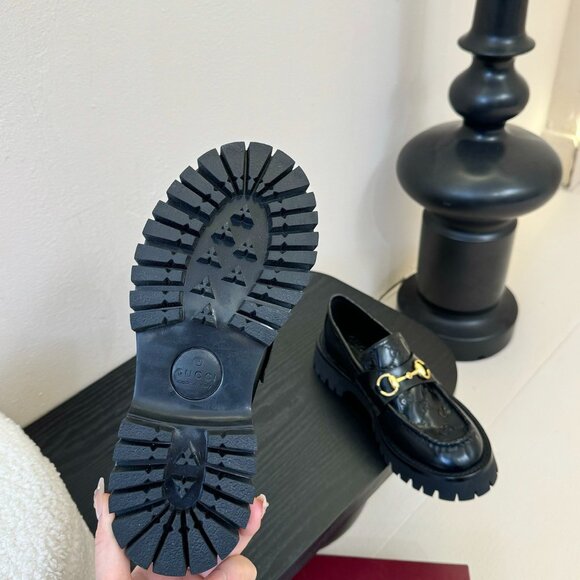 Gucci Black Leather Loafers with Gold Hardware - Picture 4 of 4
